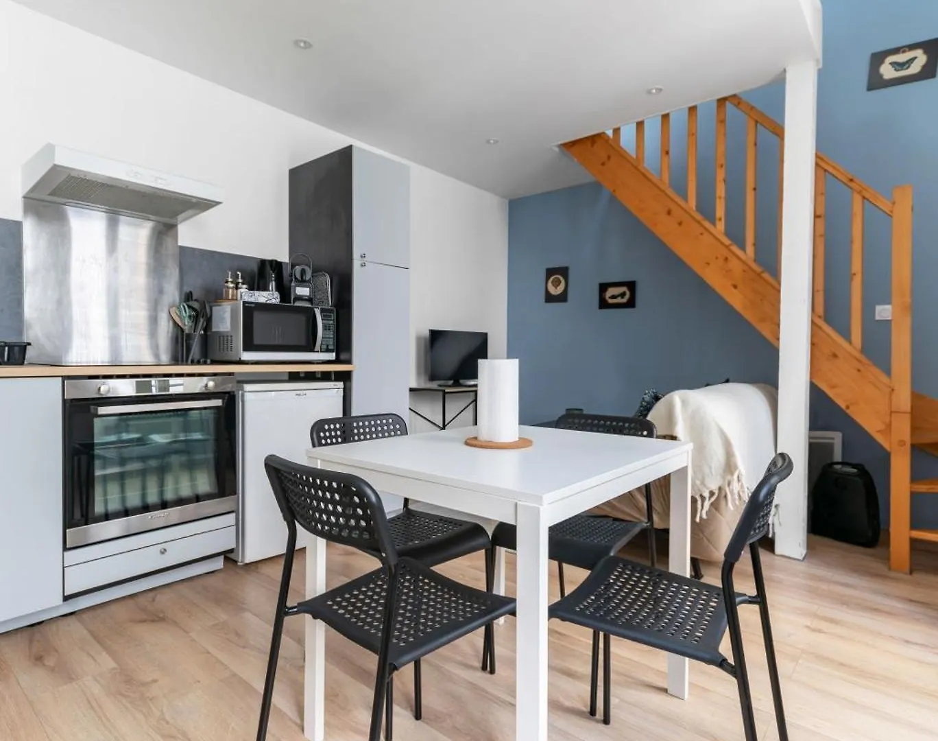 Residence Le Languedoc - Appartements Design - Proche Des Parcs Vichy 0*,  France